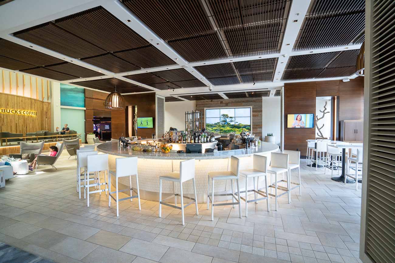Lobby Bar at Marriott Stellaris Aruba