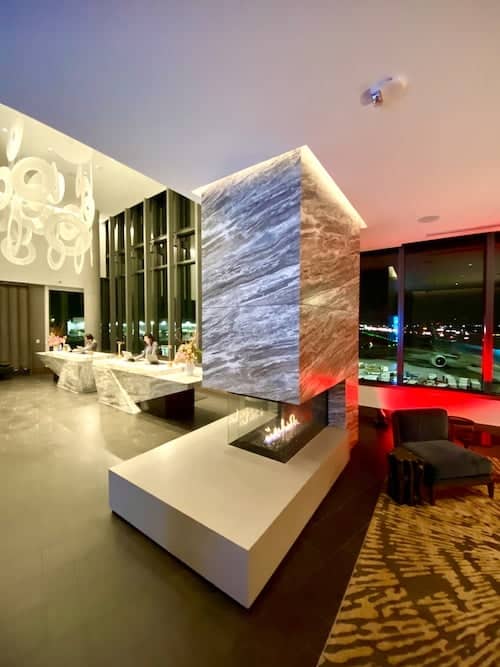 grand hyatt sfo lobby lounge