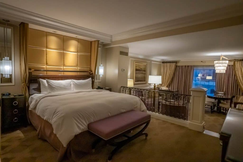 Las Vegas Luxury Hotel Rooms and Suites